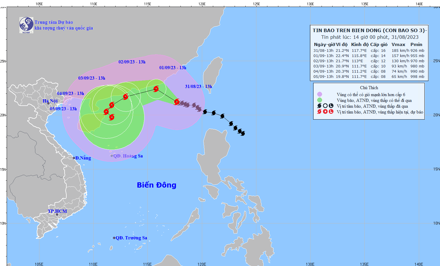 Hồi 13h ngày 31/8, vị trí tâm bão Saola ở trên vùng biển phía đông bắc của khu vực bắc Biển Đông, cách Hong Kong (Trung Quốc) khoảng 430km về phía đông đông nam. Ảnh: NCHMF