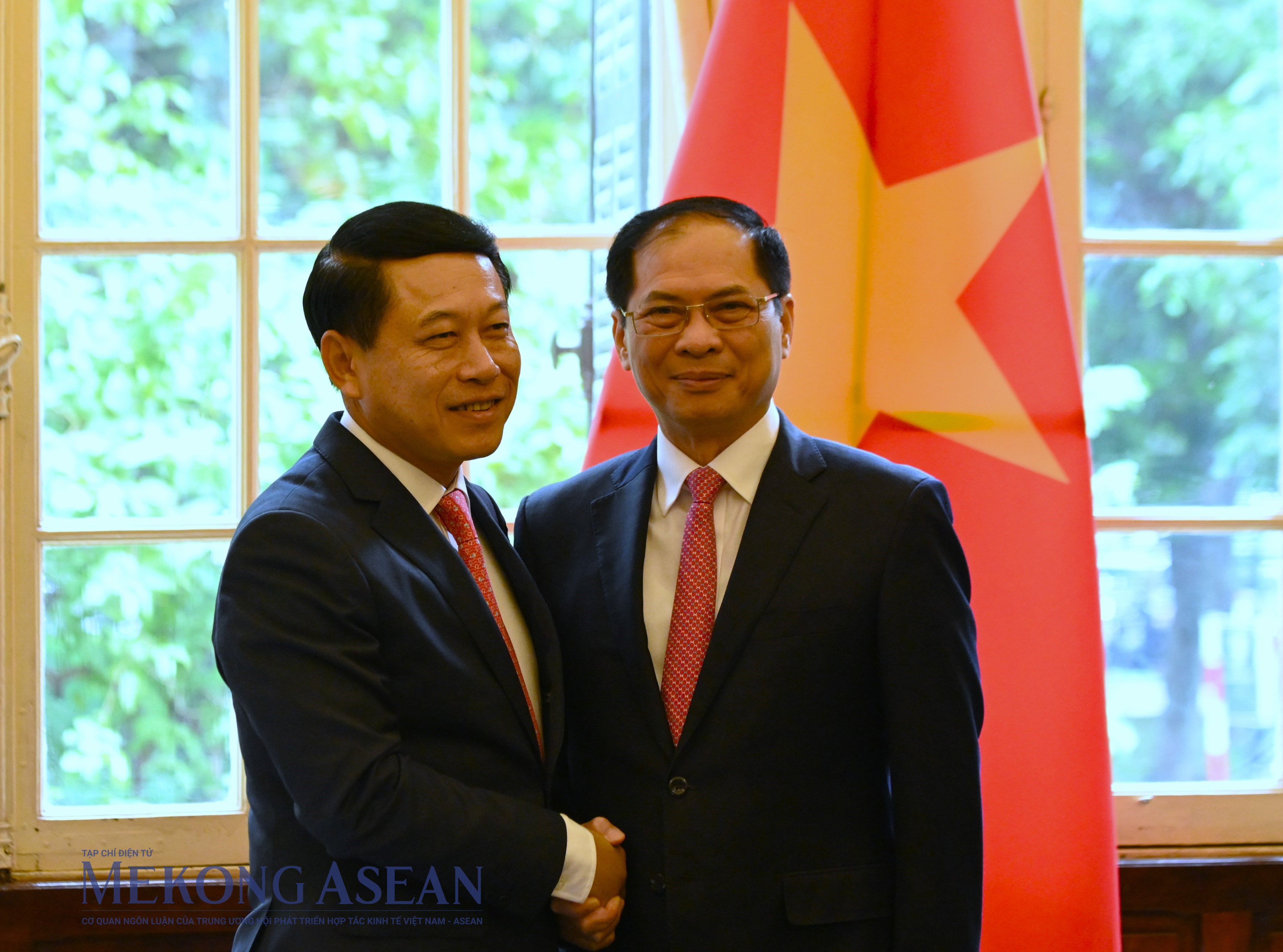 Bộ trưởng Ngoại giao Việt Nam, Lào đồng chủ trì Tham vấn chính trị 