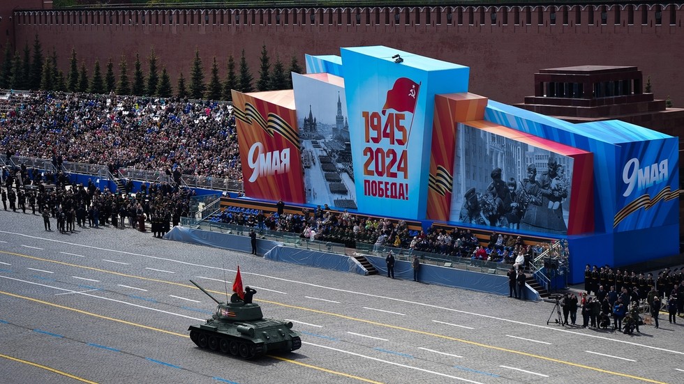 Nga duyệt binh quy mô lớn trong Ngày Chiến thắng