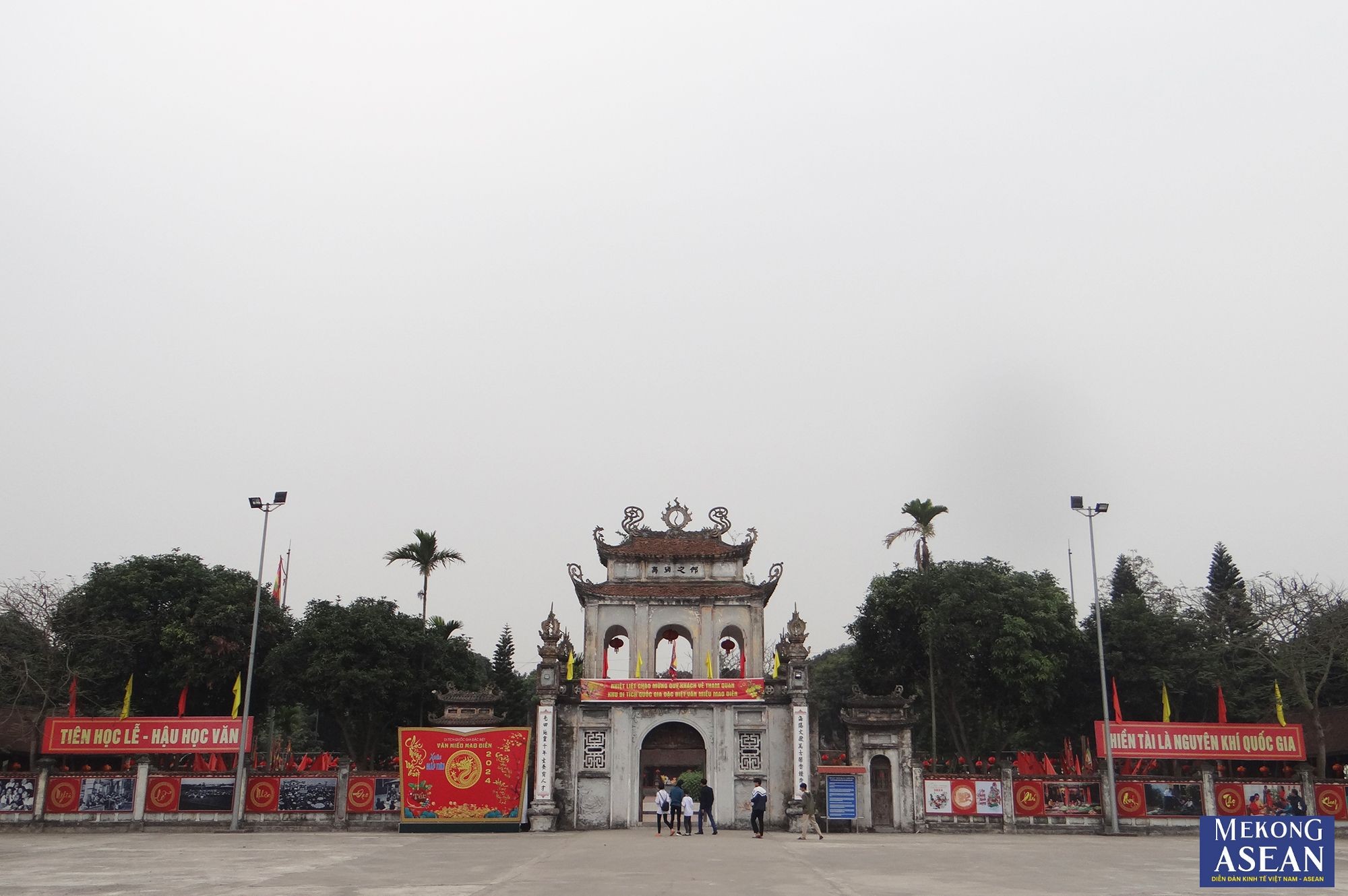 Văn miếu Mao Điền là di tích lớn đứng thứ 2 trong hệ thống Văn miếu Việt Nam, nơi kế thừa và tiếp nối của Văn miếu trấn Hải Dương xưa.