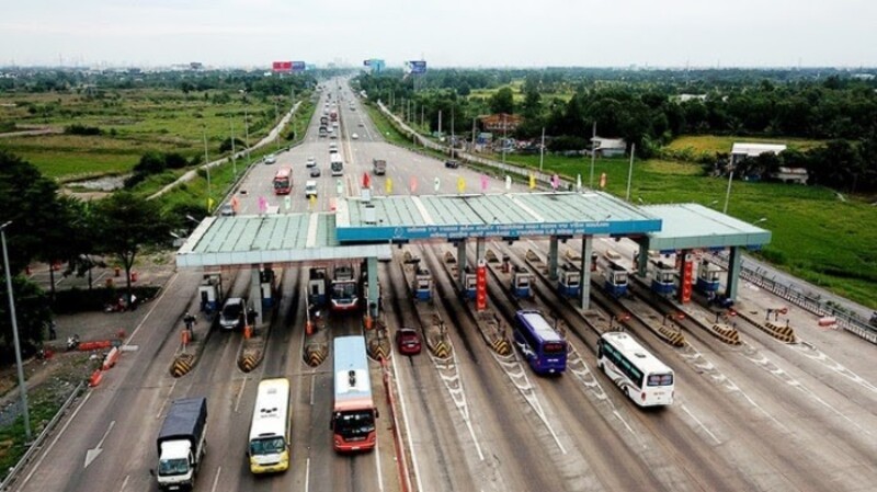Đề xuất làm đường 12 làn xe nối cảng Cát Lái, Phú Hữu với Vành đai 3 TP HCM. 