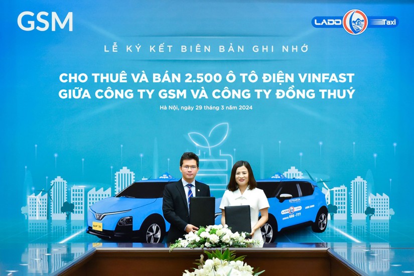 Lado Taxi sẽ bổ sung thêm 2.500 ô tô điện VinFast