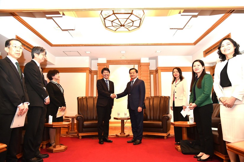 Phó Thủ tướng Chính phủ Lê Minh Khái tiếp Thống đốc tỉnh Gunma Yamamoto Ichita. Ảnh: VGP.