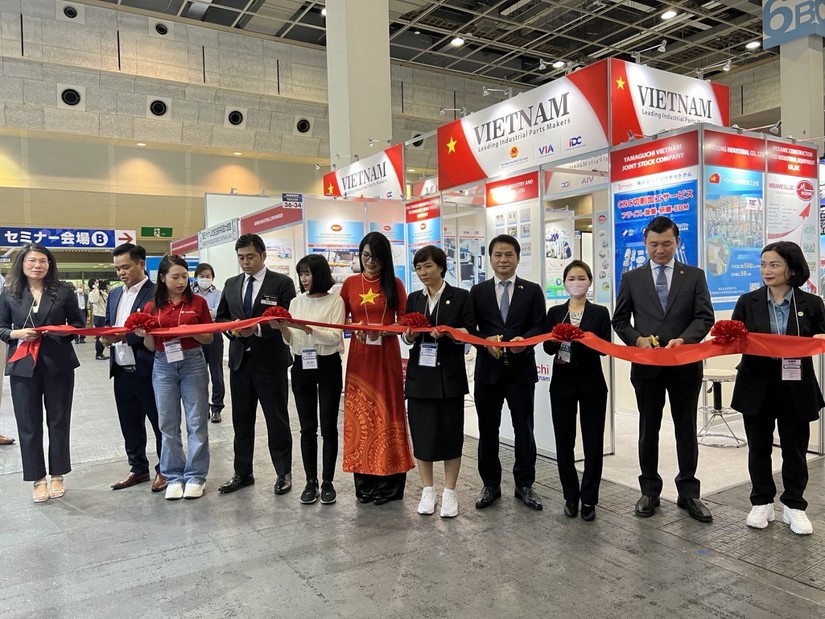 Khai trương khu gian hàng Việt Nam tại M-Tech Osaka 2022. Ảnh: Bộ Công Thương