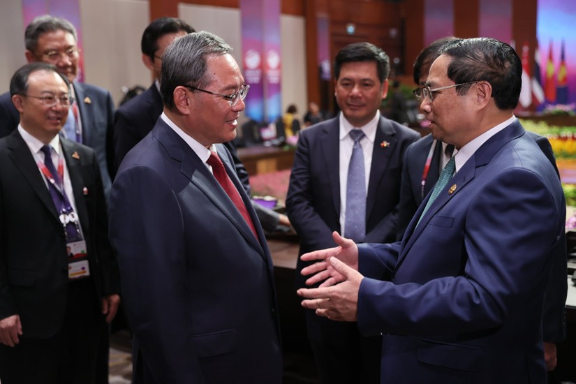 Thủ tướng Chính phủ Phạm Minh Chính đã có cuộc gặp với Thủ tướng Trung Quốc Lý Cường nhân dịp tham dự Hội nghị Cấp cao ASEAN lần thứ 43 tại Jakarta. Ảnh: VGP