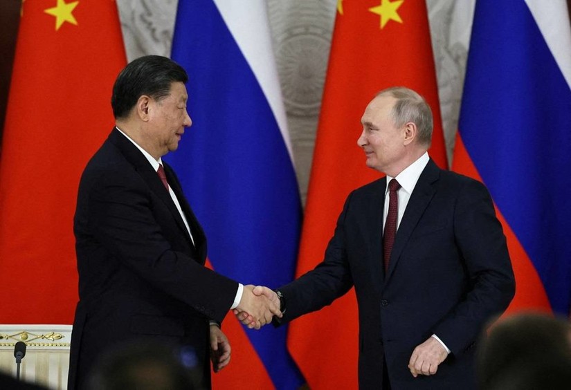 Chủ tịch Trung Quốc Tập Cận Bình và Tổng thống Nga Vladimir Putin trong cuộc gặp hồi tháng 3 năm nay. Ảnh: Reuters