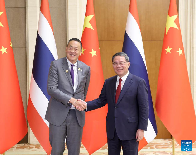 Thủ tướng Trung Quốc Lý Cường hội đàm với Thủ tướng Thái Lan Srettha Thavisin tại Bắc Kinh, Trung Quốc, ngày 18/10. Ảnh: Xinhua