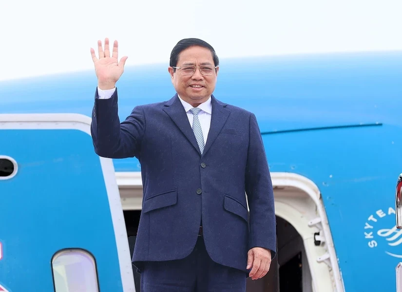 Thủ tướng Phạm Minh Chính đến sân bay Haneda, Tokyo, Nhật Bản, ngày 15/12. Ảnh: TTXVN