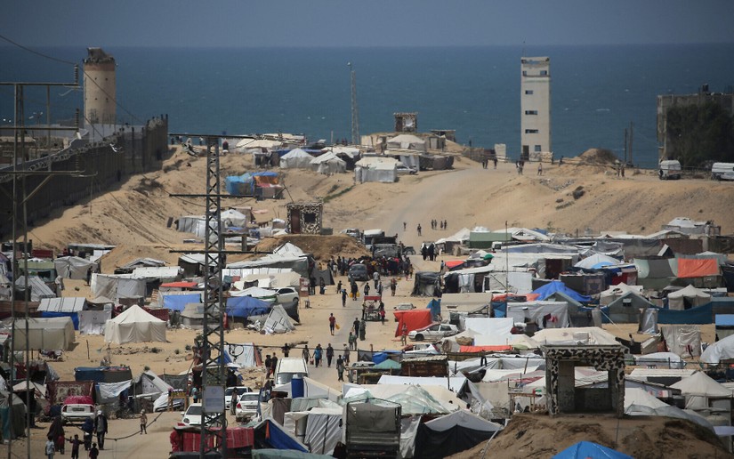 Một trại tị nạn dành người di tản ở Rafah, phía nam Dải Gaza, ngày 28/4. Ảnh: Times of Israel 