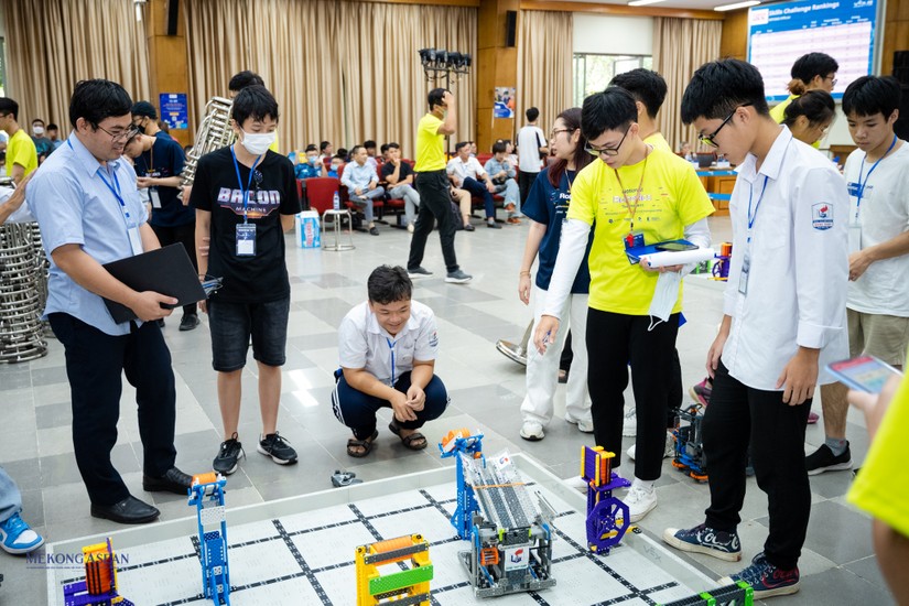 Chương trình 'A Year of Robotics 2024' sẽ tập trung vào đào tạo giáo viên