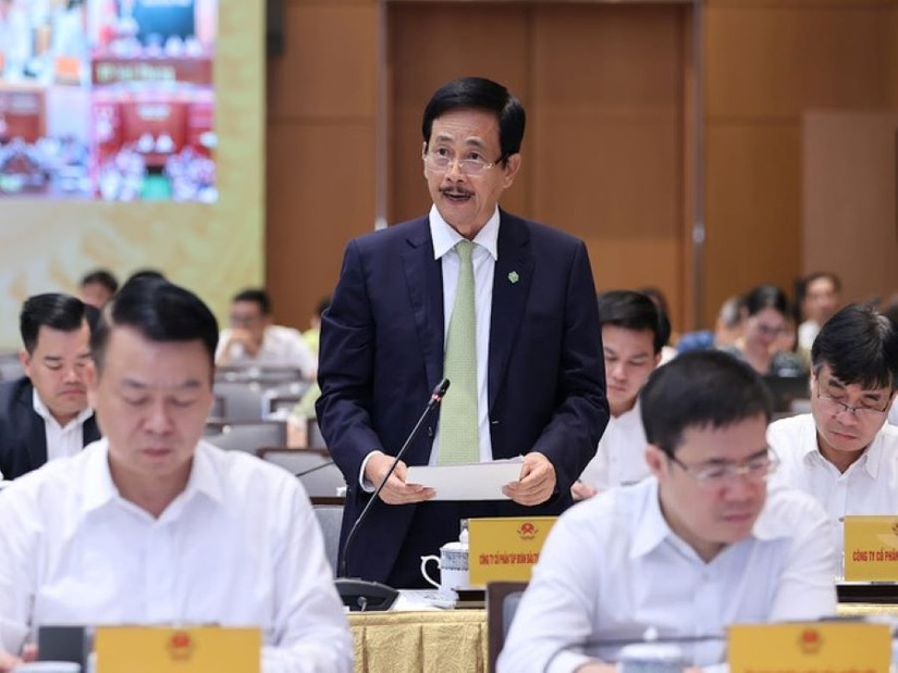 Ông Bùi Thành Nhơn đại diện doanh nghiệp phát biểu tại hội nghị. Ảnh: VGP
