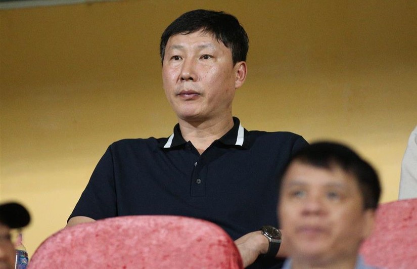 Ông Kim Sang-sik chính thức trở thành tân HLV trưởng đội tuyển bóng đá nam và đội tuyển U23 quốc gia Việt Nam.