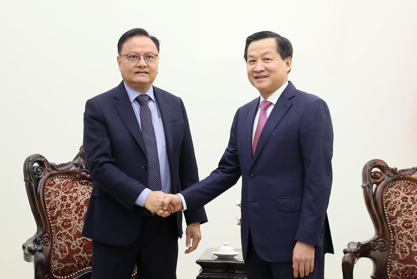 Phó Thủ tướng Lê Minh Khái tiếp Bộ trưởng Bộ Tài chính Lào Santiphab Phomevihane. Ảnh VGP.