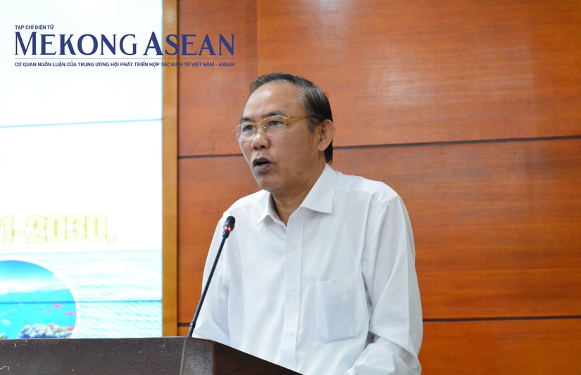 Thứ trưởng Phùng Đức Tiến phát biểu tại Hội nghị sáng ngày 31/5. Ảnh: Lê Hồng Nhung/Mekong ASEAN