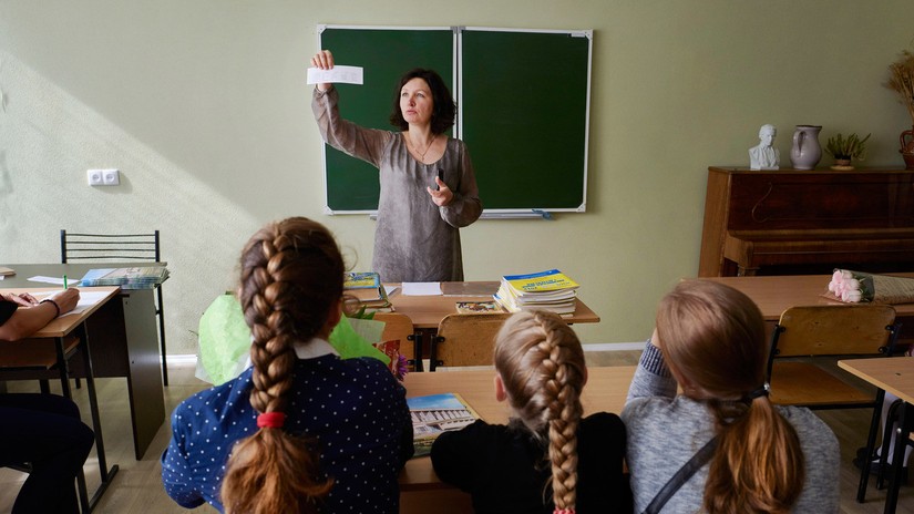 Các môn học liên quan tới tiếng Nga và văn học Nga cũng như của Belarus sẽ bị cấm tại các trường học Ukraine. Ảnh: Getty Images